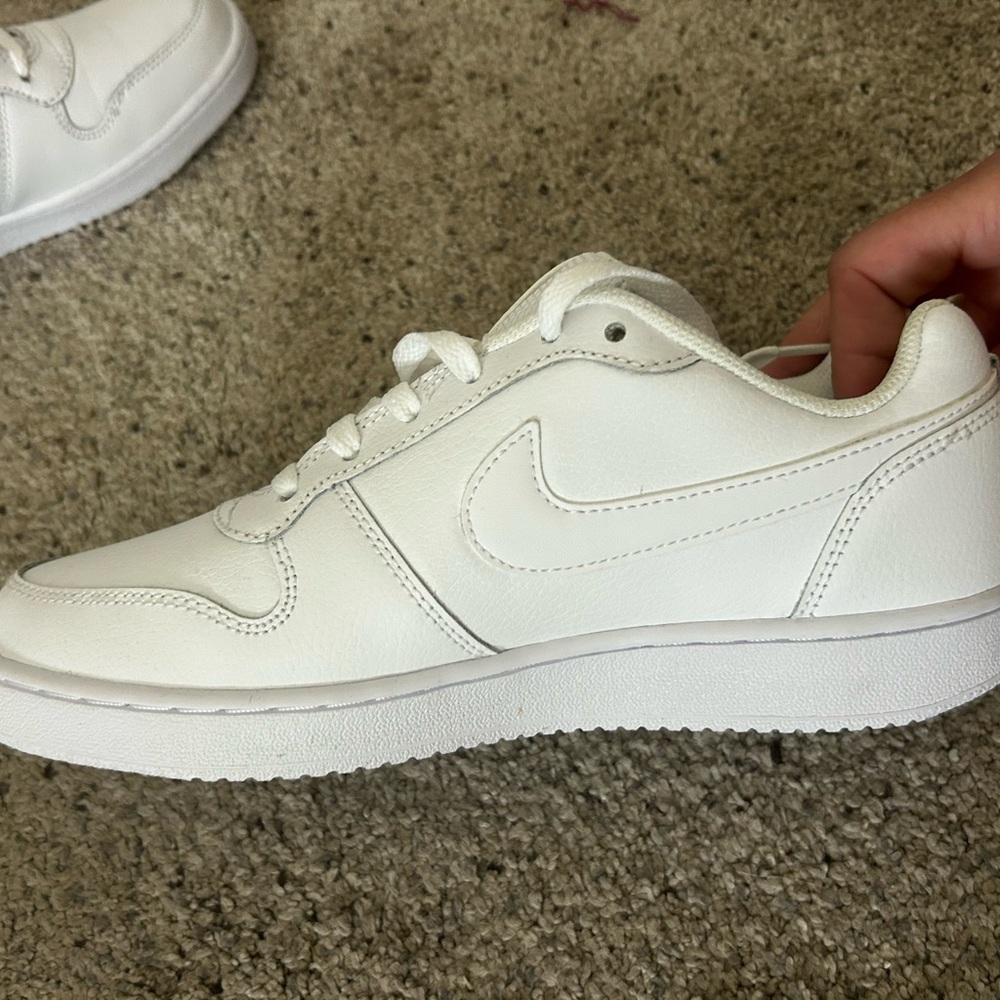 Nike women All-White Sneakers